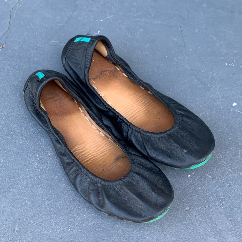 Ballet flats